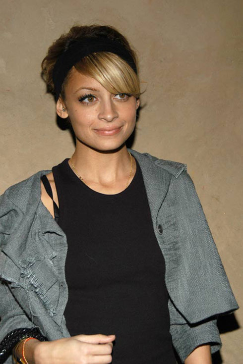 1111s2xm9x Nicole Richie at C. Ronson F/W 06 Show