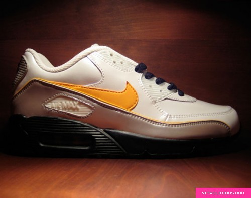 Nike Air Max 90 WMNS   Pearlescent