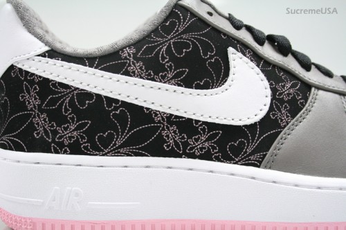 Nike Air Force 1 WMNS   Ornament 