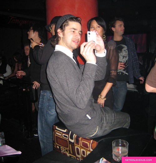Dumb Magic Party & Bespoke Party