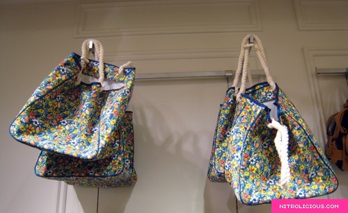 Forever 21 Floral Tote...