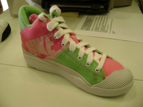 Nike WMNS Outbreak High Retro   Watermelon