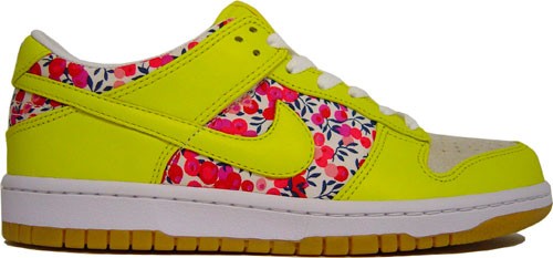 Nike Dunk Low WMNS   Liberty Fabric Pack