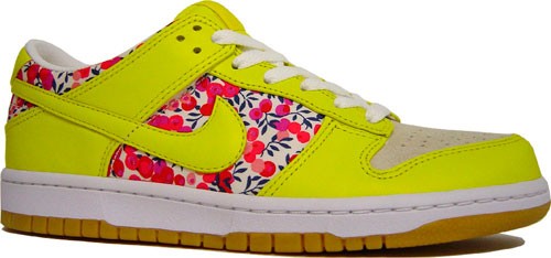 Nike Dunk Low WMNS   Liberty Fabric Pack