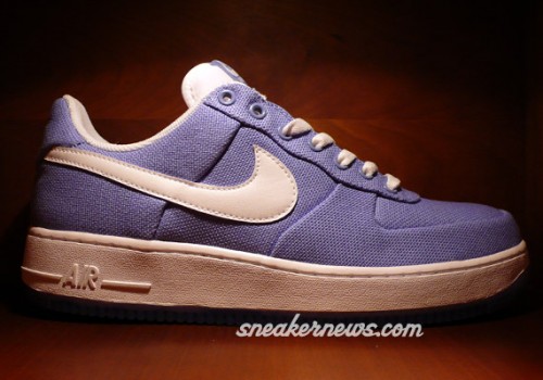 Nike Air Force 1   WMNS   Purple Frost   White