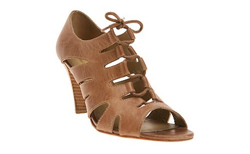 Urban Outfitters x LD Tuttle   Colonial Madness
