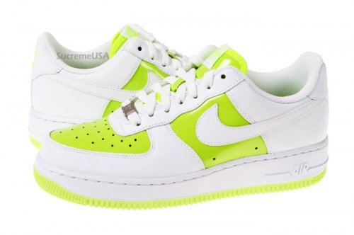Nike Air Force 1 ‘07 Womens - Volt - White