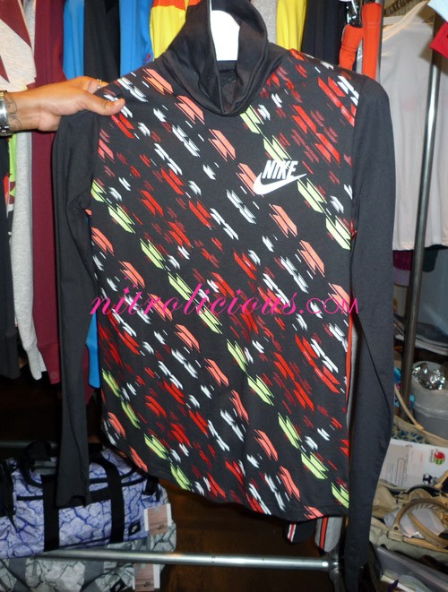 Nike Sportswear WMNS   Holiday 2008