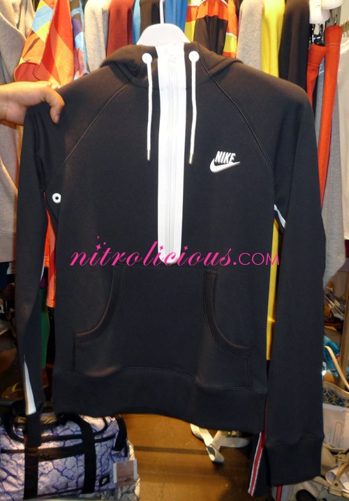 Nike Sportswear WMNS   Holiday 2008