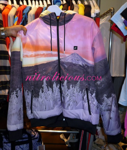 Nike Sportswear WMNS   Holiday 2008