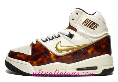 Nike WMNS Air Assault High   Tortoise