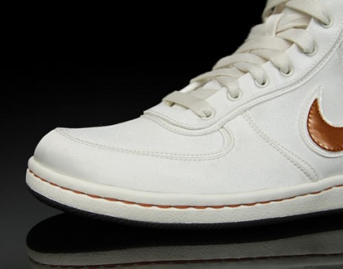 Nike Air Scandal Mid WMNS - Satin