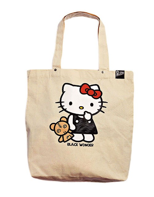 Hello Kitty Black Wonder x D mop & J 01