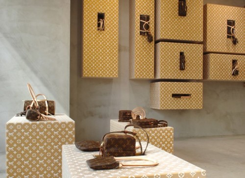 lv-comme-des-garcons5.jpg