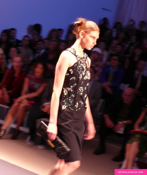 First Look: Vivienne Tam Spring 2009 Runway