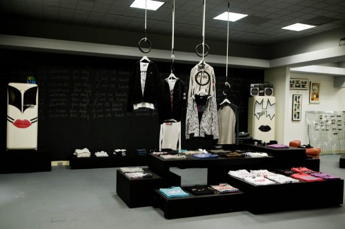 55dsl-pop-up-shop-10.jpg