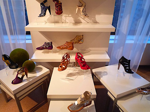 Vince Camuto Spring & Interim 2009 Collections Preview