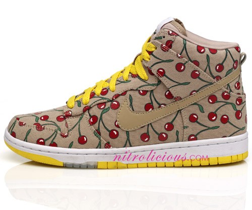 Nike WMNS Skinny Dunk   Paule Marrot   Cherries