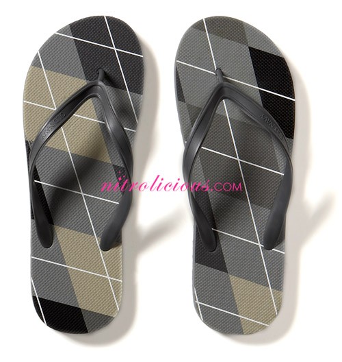 on m flip flops photo Old Navy Early Spring 2009 Collection Preview