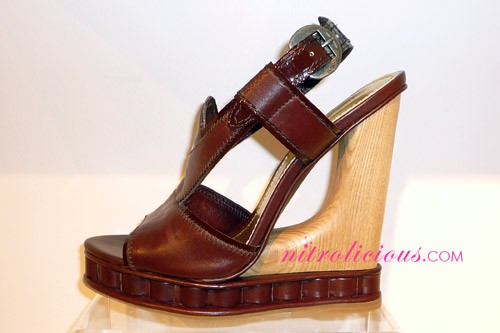 Vince Camuto Spring & Interim 2009 Collections Preview