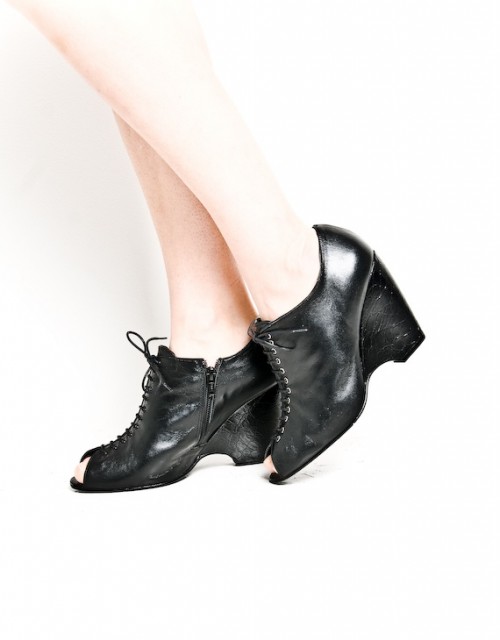 Oak Launches Shoes