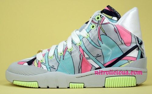 Nike WMNS Outbreak High   Pucci