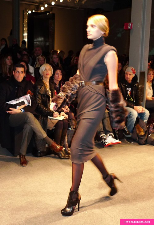 Donna Karan Fall 2009 Fashion Show
