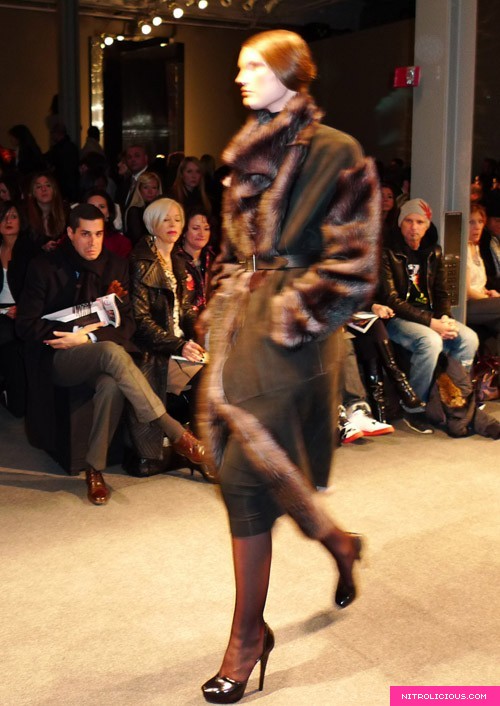 Donna Karan Fall 2009 Fashion Show