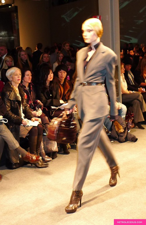 Donna Karan Fall 2009 Fashion Show