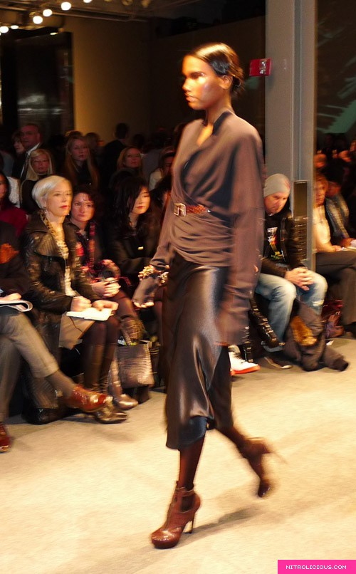 Donna Karan Fall 2009 Fashion Show