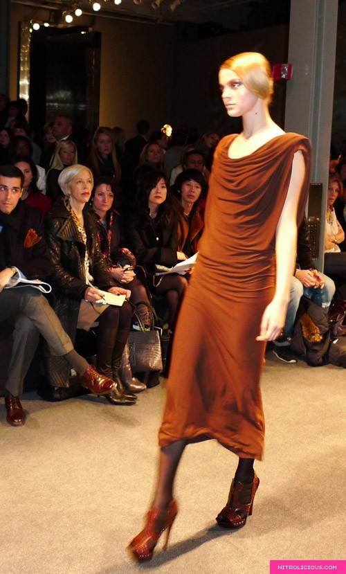 Donna Karan Fall 2009 Fashion Show