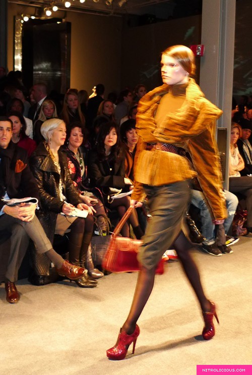 Donna Karan Fall 2009 Fashion Show
