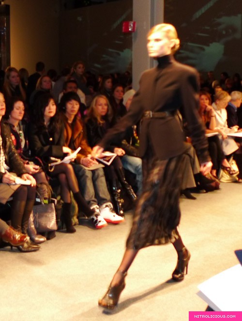 Donna Karan Fall 2009 Fashion Show
