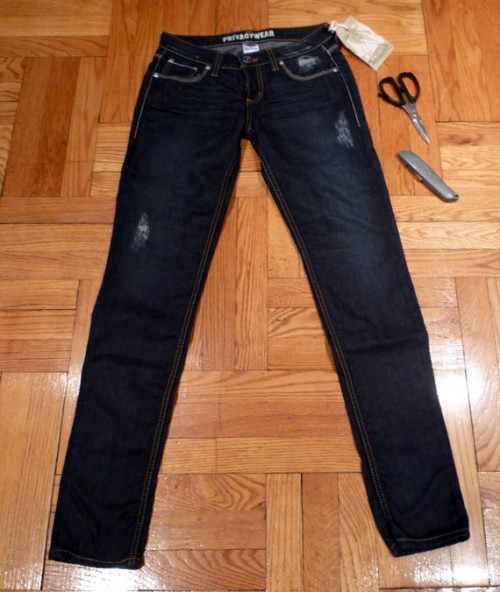 DIY Slashed/Ripped Jeans