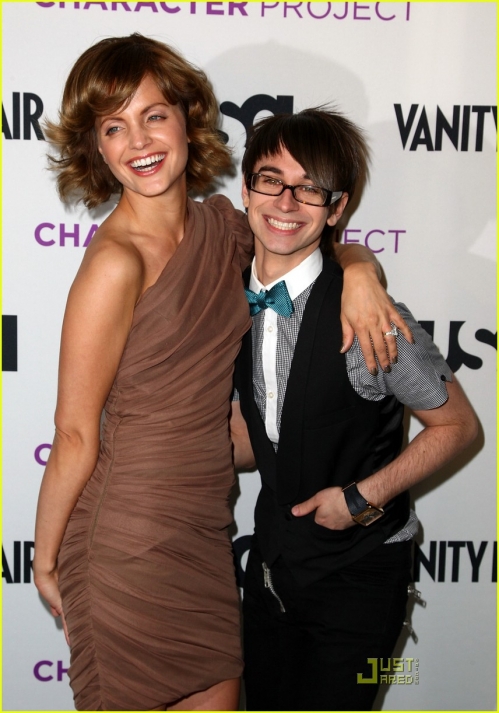 Mena Suvari Rockin Christian Siriano for Payless Shoes!
