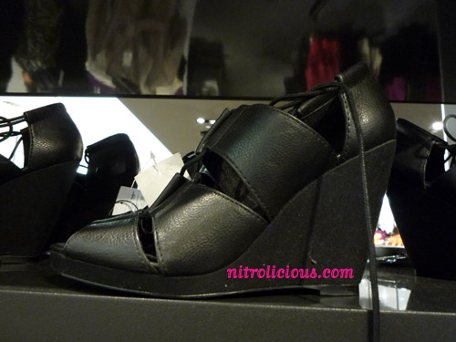 H&M Luv #129   03.20.2009