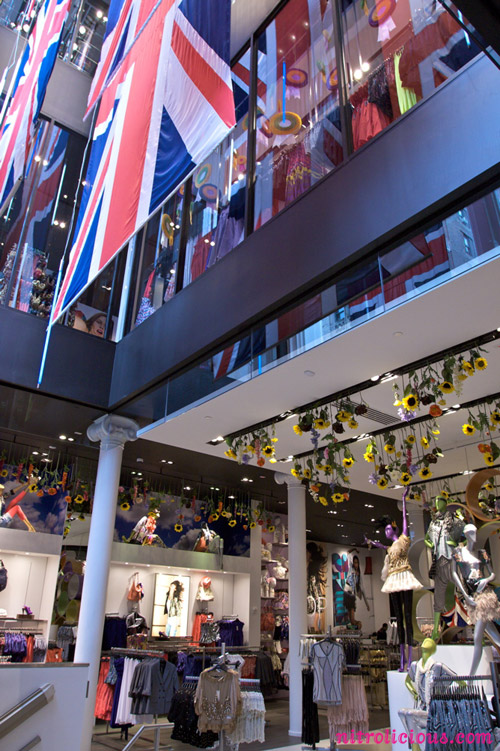 Topshop / Topman Soho NYC Store [Full Look]