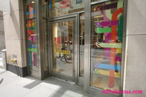 GAP x Havaianas   Urban Beach Flip Flip Shop