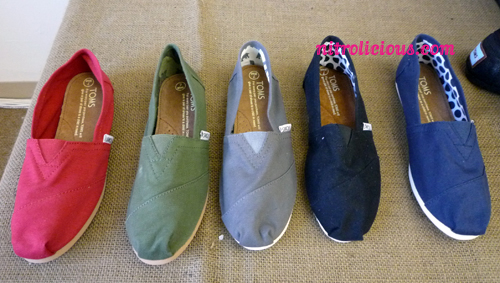 TOMS Shoes Fall 2009 Collection Preview