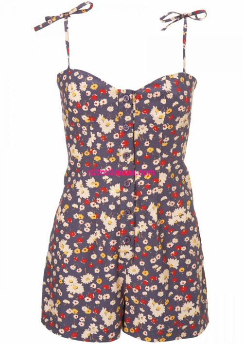 Kate Moss Topshop High Summer 2009 Collection