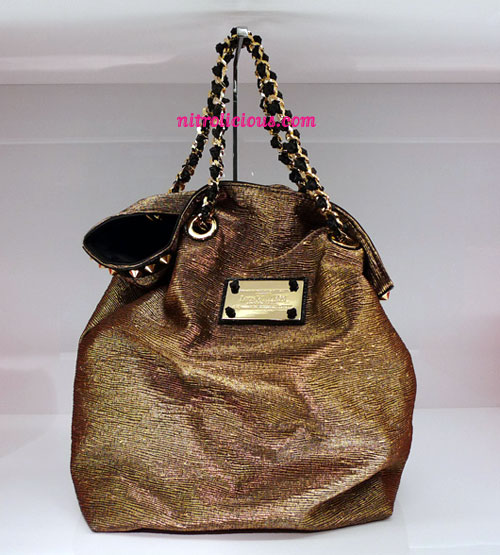 Louis Vuitton Fall 2009 Handbags & Shoes