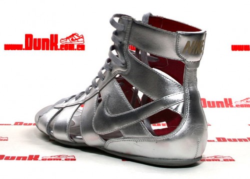 Nike WMNS Gladiateur Mid   Metallic Silver