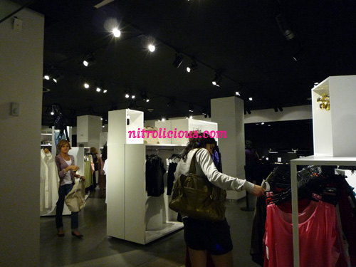 H&M Luv #139   07.28.2009