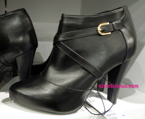 H&M Luv #143   09.05.2009