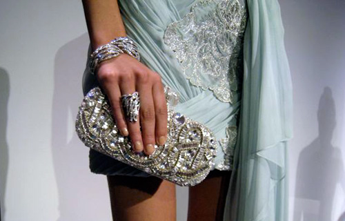 Marchesa-spring-2010-clutch-bagsnob nitro:licious Weekly Links