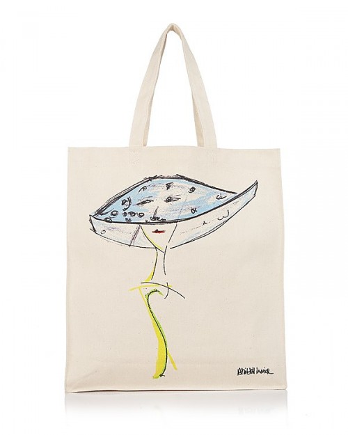 Six Designers Create Totes for GLAMOUR Fashion Gives Back