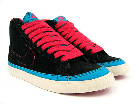 Nike WMNS Blazer Mid ND | Black/Berry/Blue