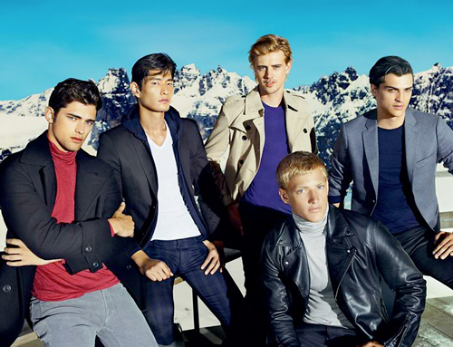 UNIQLO Fall/Winter 2009 10 HeatTech Ad Campaign