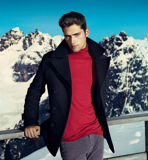UNIQLO Fall/Winter 2009 10 HeatTech Ad Campaign