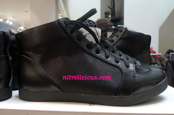H&M Luv #144   10.10 29.2009